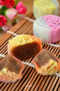 Ice mooncake