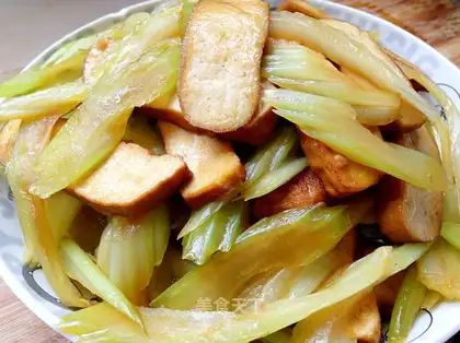 Celery dry