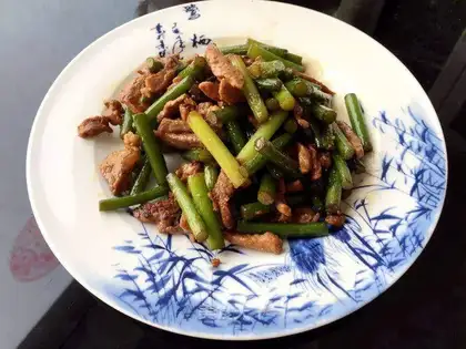 Garlic fried meat