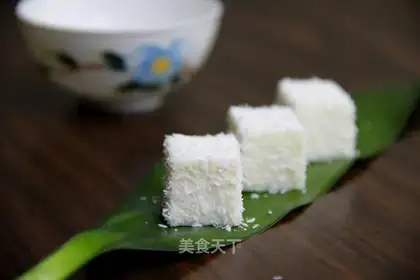 The Southern Coconut Cake