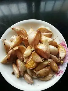 Homemade garlic