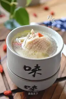 Chicken soup from Weishan
