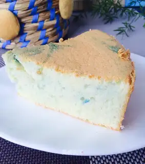 A micro-blue chili cake