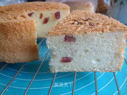 Cranberry chili cake