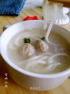 Pork noodles