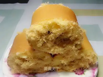 Meat pine rolls