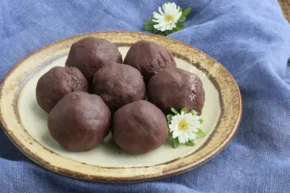 Homemade red bean sand