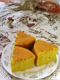 Mango chili cake