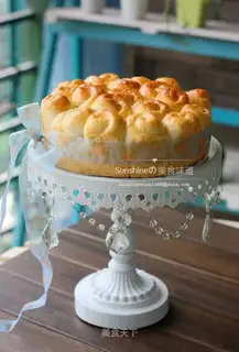 Milk rolls