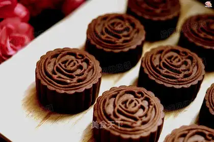 Chocolate pineapple