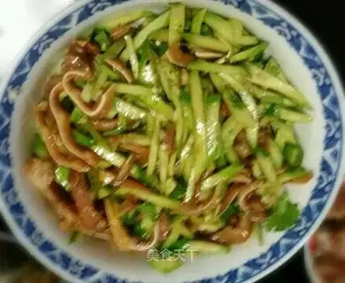 cucumber with pig ears