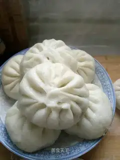 Chesty egg buns