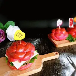 The embroidery burger
