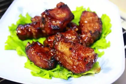 Garlic roasted ribs