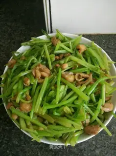 Celery chicken