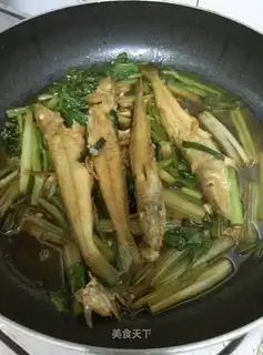 Celery sardines