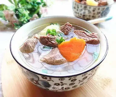 Fresh beef soup
