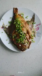 Red-burned mackerel