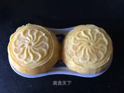 Golden Sand Mooncake