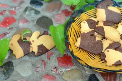 Little flower rabbit cookies