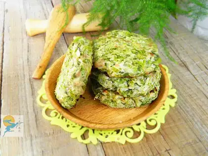 Celery beef cake