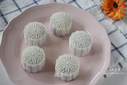 Ice mooncake
