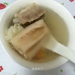 Liang's ribs soup