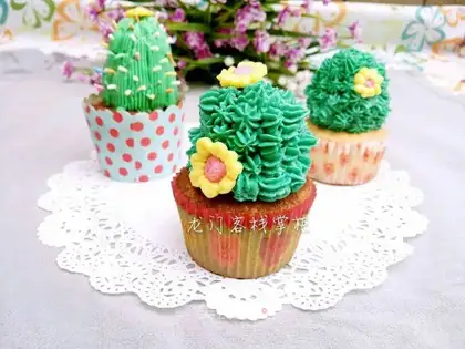 Spam plant cupcakes