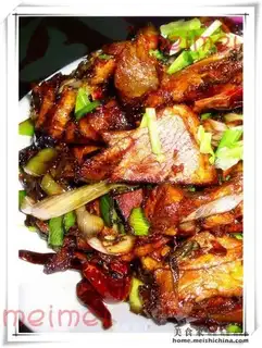 stir-fried pork with garlic sprouts