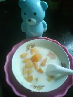 Papaya stewed milk