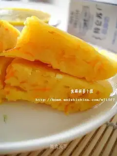 Microwave cheese carrot cake