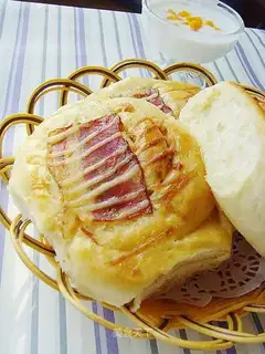 Pork floss bacon bread