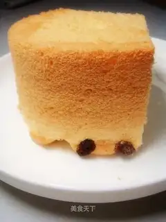 Raisin Chiffon Cake