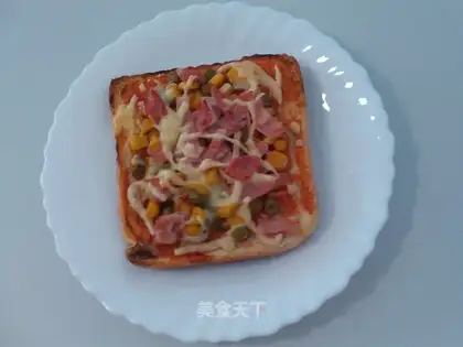 Mini toast pizza