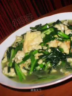 Scrambled eggs with leeks