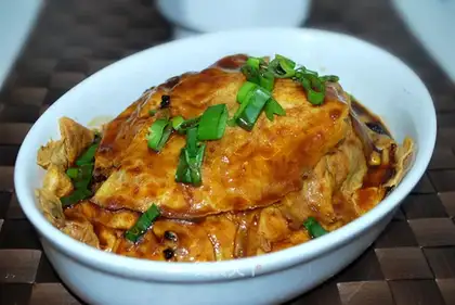 Braised egg dumplings