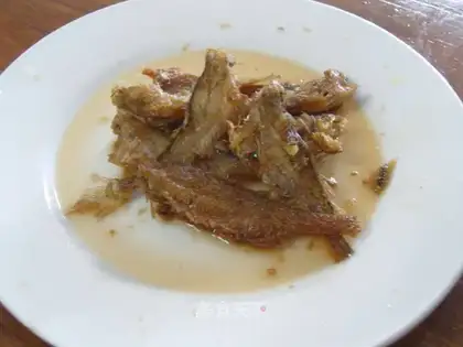 Sweet and sour yellow croaker
