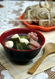 Kelp sprout vegetable soup