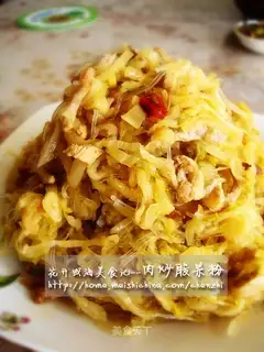 stir-fried pickled cabbage powder with shredded pork
