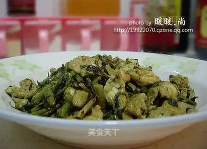 Scrambled eggs with Chinese toon