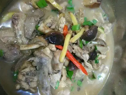 Chicken stew mushrooms