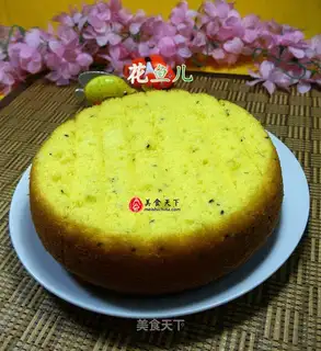 Corn-faced sponge cake