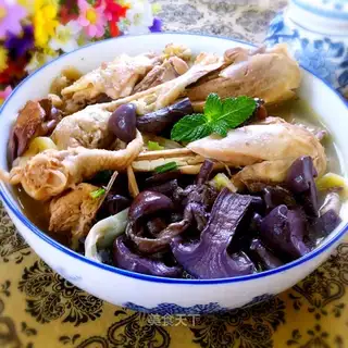 Chicken stew mushrooms