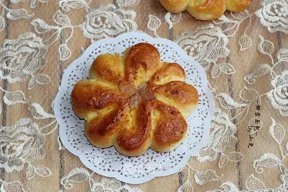 Coconut bread