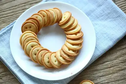 Button cookies