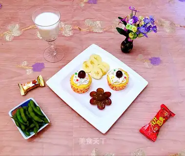 Happiness cupcakes