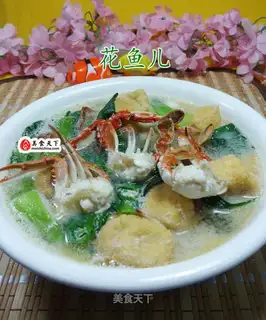 Crab soup with tofu