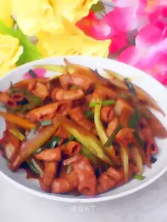 Celery and powdered sausages