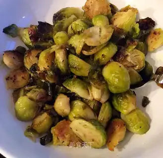 Olive oil roasted kale