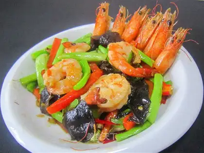 Shrimp sprouts